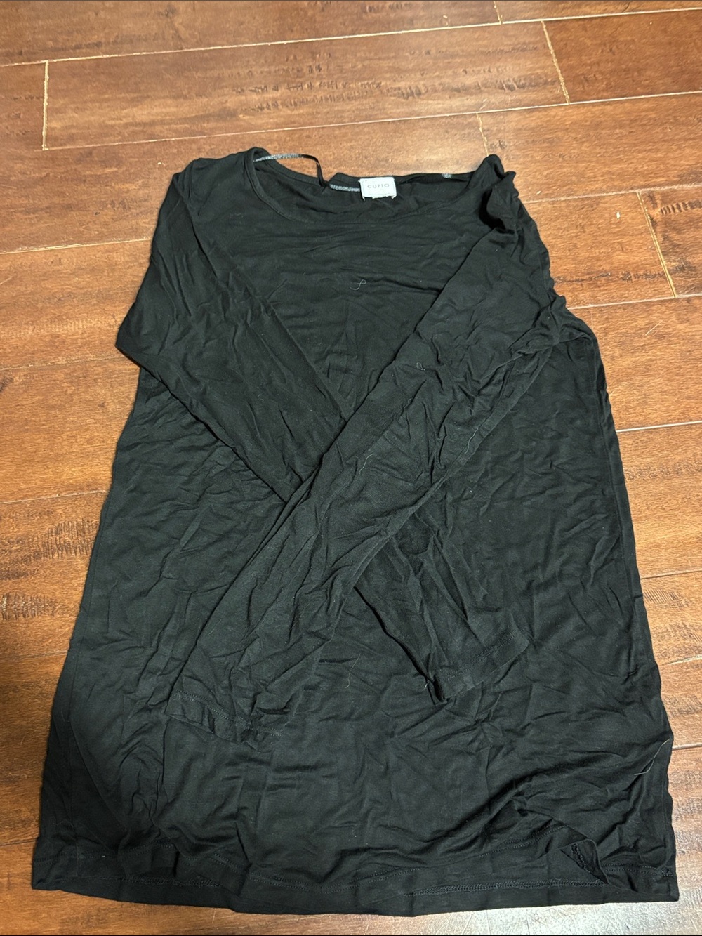 Cupio Black Long Sleeve
